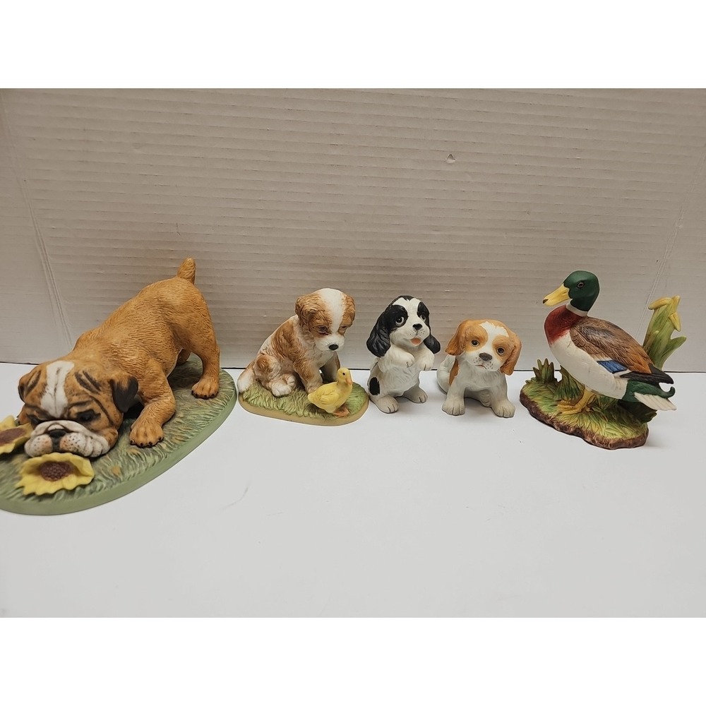 Vintage Porcelain Figurine Dogs HOMCO 1985 A Total Of 4 Dogs....& 1 Duck